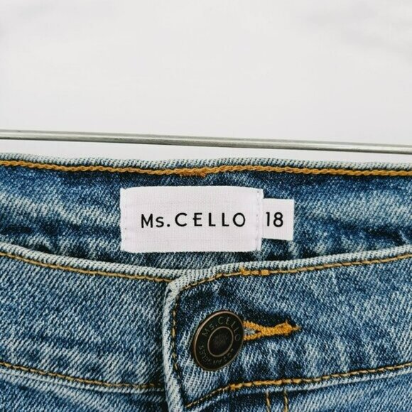 Ms Cello High Rise Mom Jeans 18 Medium Wash Distressed Ripped Denim Stretchy New - Picture 2 of 13